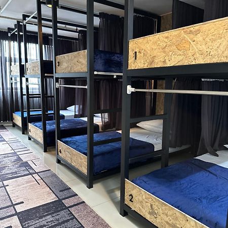 Mix Hostel Kl By Chillout Hostel Petaling Jaya Esterno foto