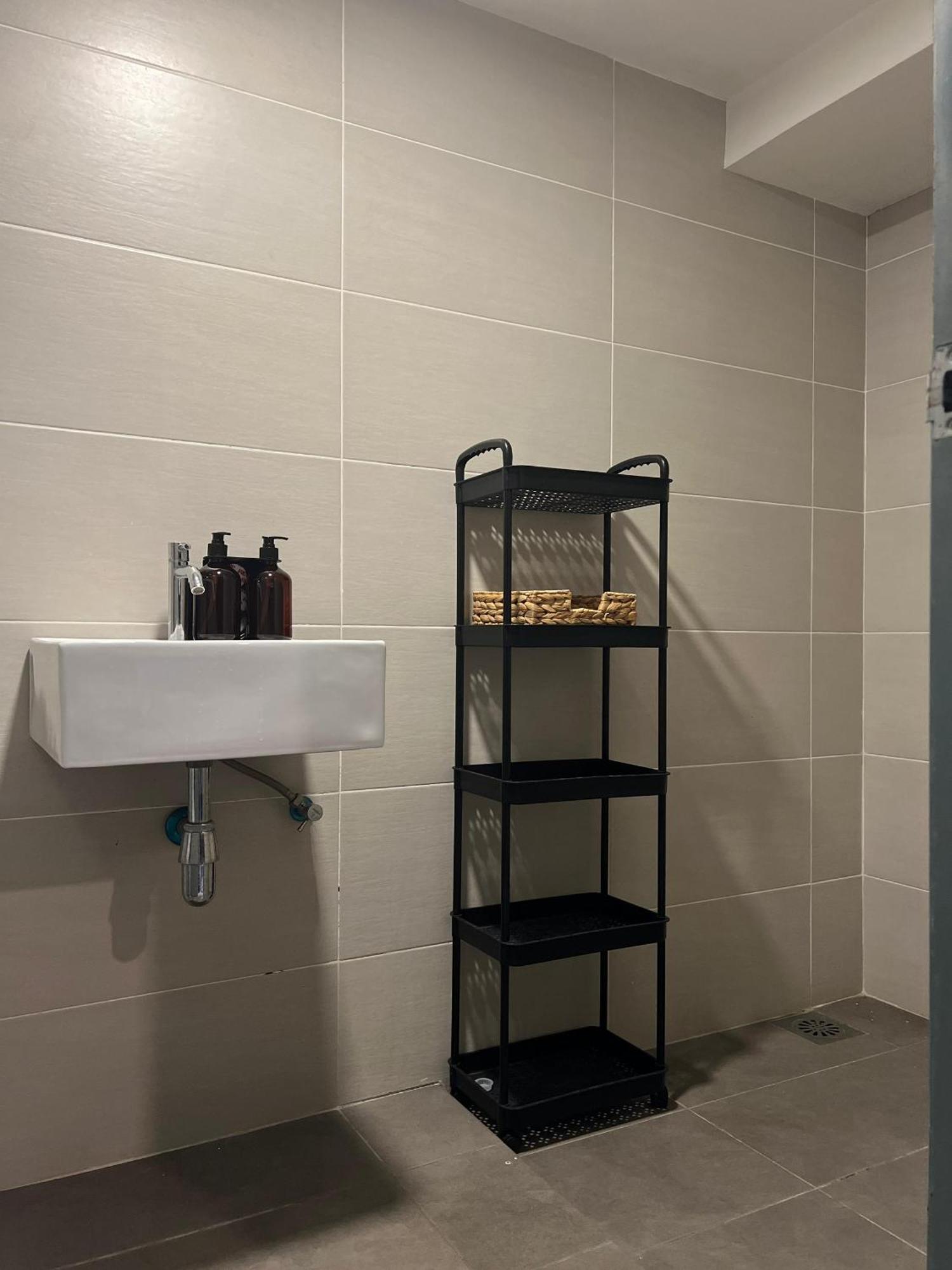Mix Hostel Kl By Chillout Hostel Petaling Jaya Esterno foto