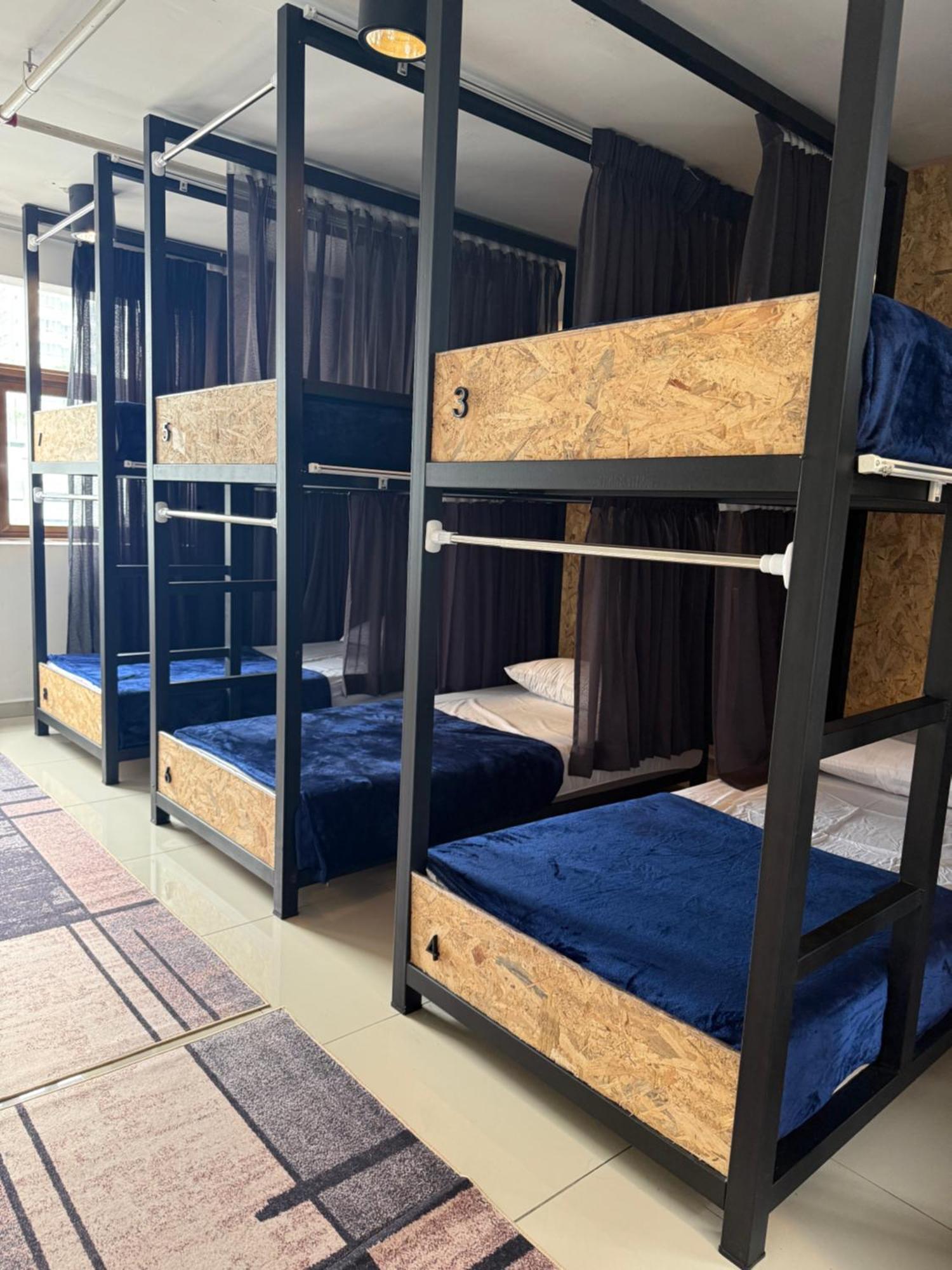 Mix Hostel Kl By Chillout Hostel Petaling Jaya Esterno foto